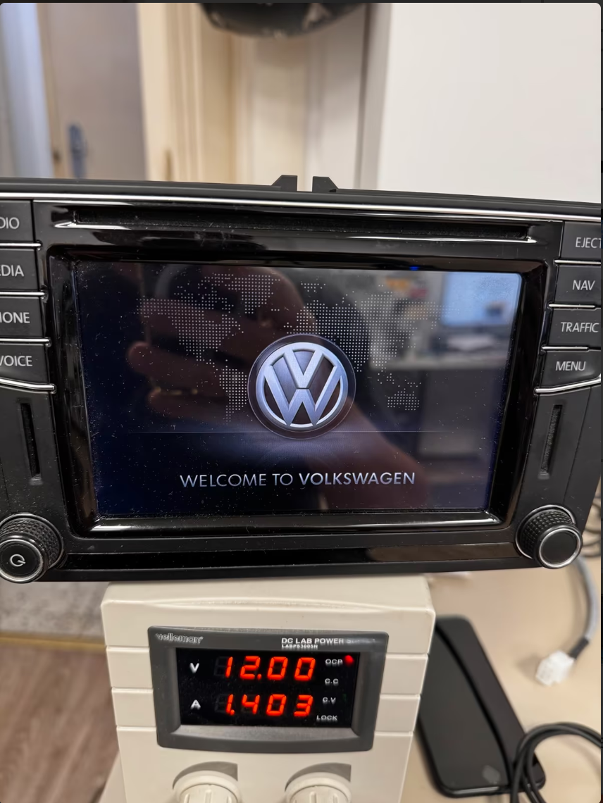 VW Discover Media Navi Radio Autoradio MIB STD2 T6, Caddy usw. refurbished