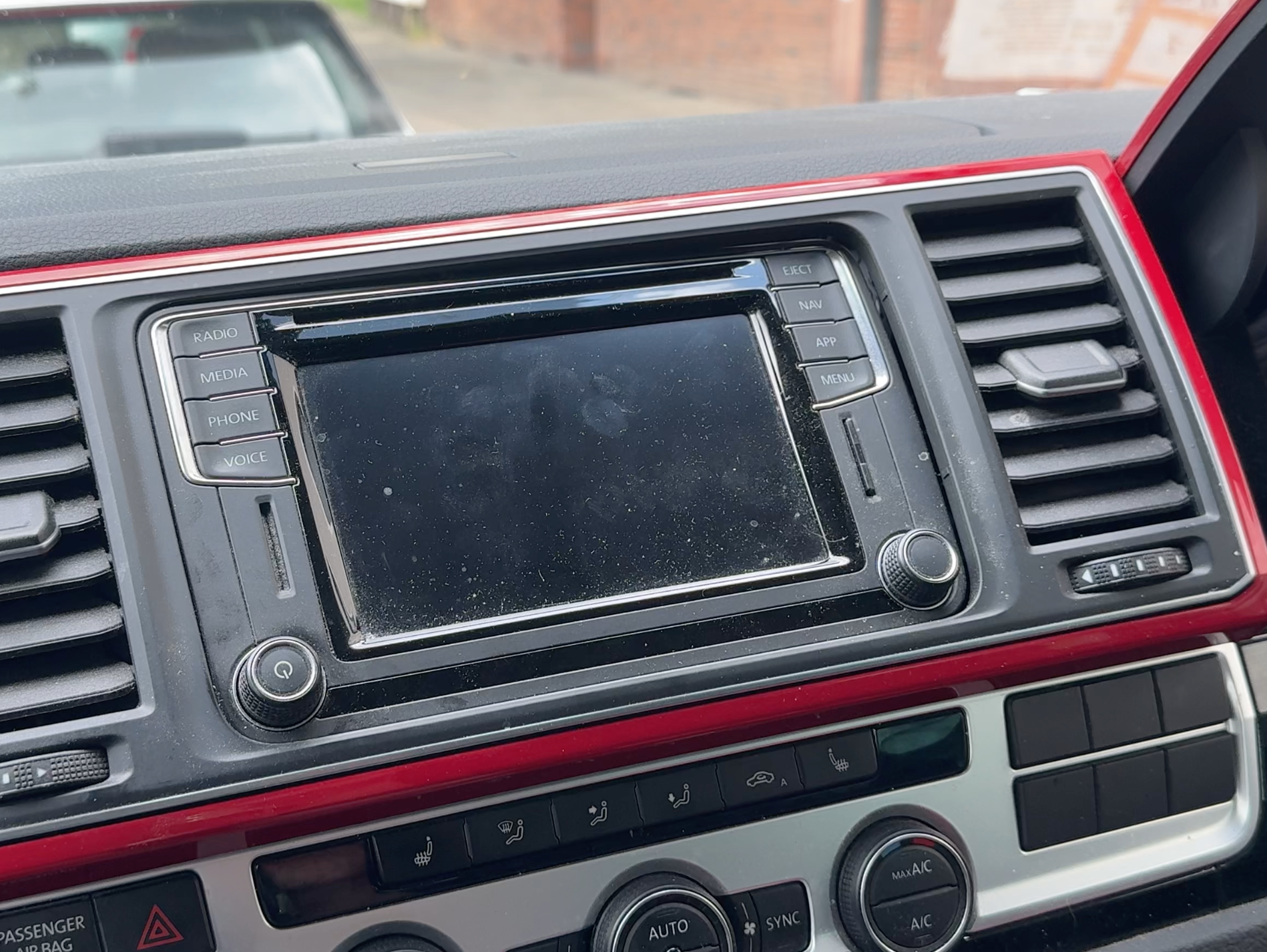 Reparaturservice für VW / Skoda Discover Media MIB2 PQ &amp; Composition Media PQ Ghost Touch NAVI