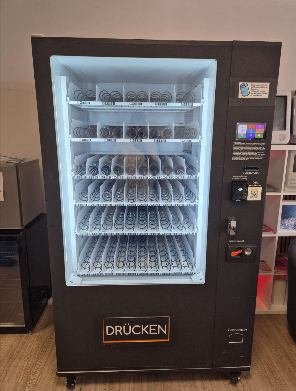 Snackautomat - günstiges 10er Kombigerät inkl. Zahlungslösungen (Indoor)