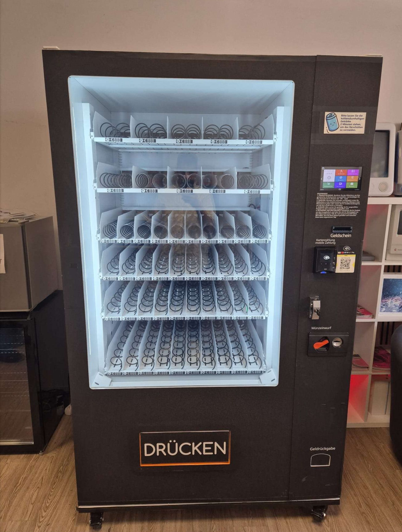 Snackautomat - günstiges 10er Kombigerät inkl. Zahlungslösungen (Indoor)